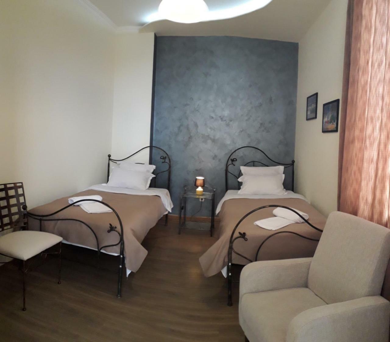Omsi House Hotel Telavi Exterior foto