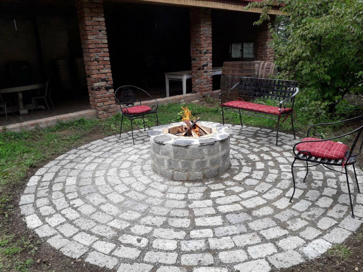 Omsi House Hotel Telavi Exterior foto